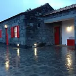 Adega Do Mirante Holiday home *