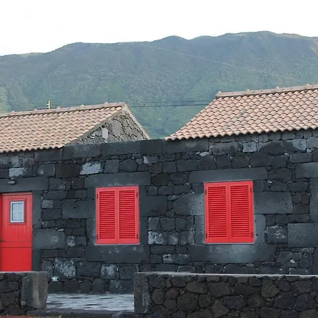 別荘 Adega Do Mirante